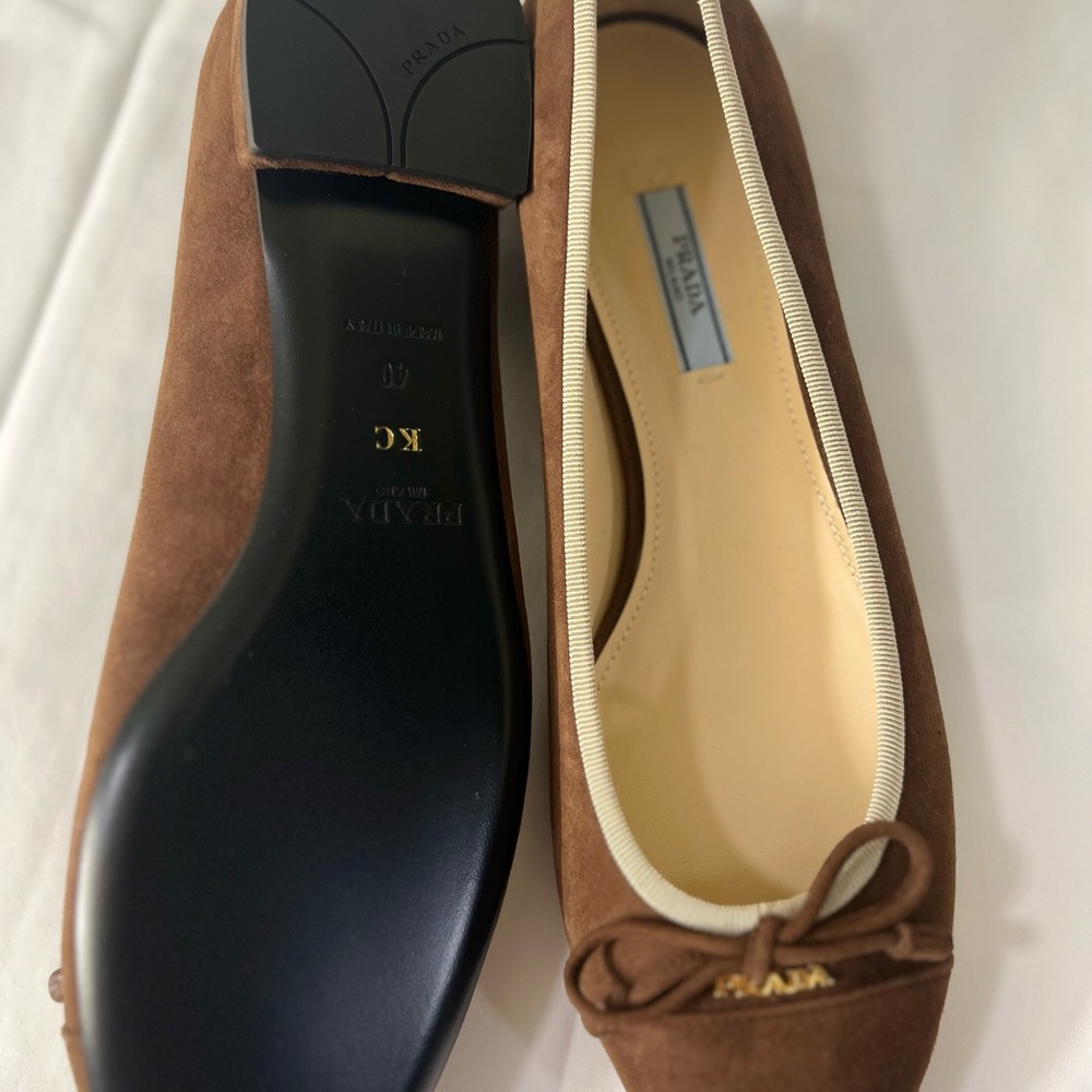 Beautiful Prada Milano ballerina Bow Flats